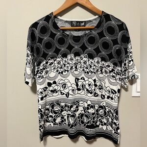Shortsleeve Rayon black and white shirt size L